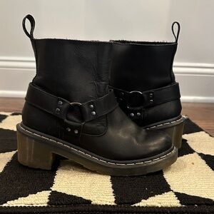 Dr. Martens Black Combat Boots with harness hardware- Bounce with me W.Sz 6 🖤